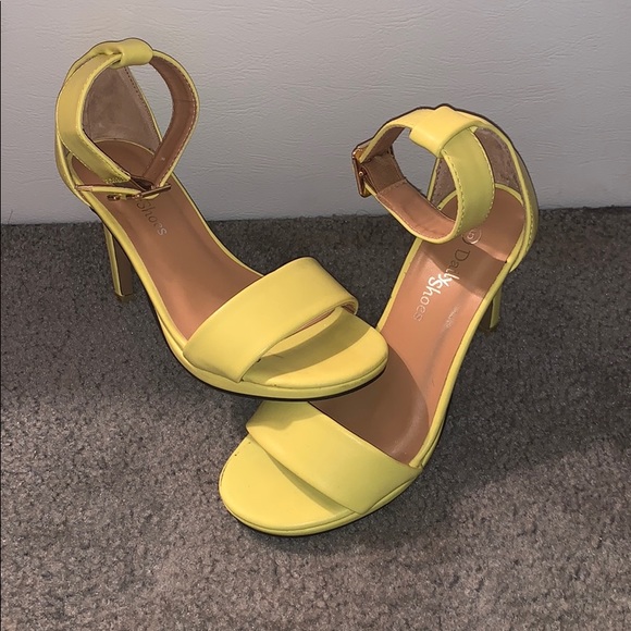 daily shoes Shoes - GOEGEOUS HEELS! 🔥💛